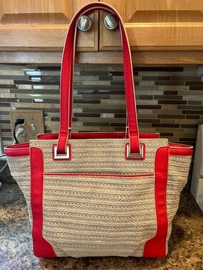 Simply Vera Woven Tote Bag with Red Accents